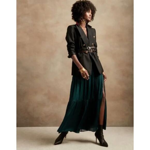 Banana Republic Tiered Soft Satin Skirt with Slit Size X-Large Pull On Colorful - Picture 6 of 8